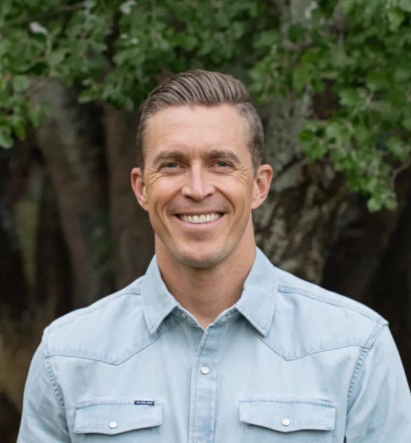 Jordan Bench - Founder of Newzlio, senior software engineer specializing in AI agents